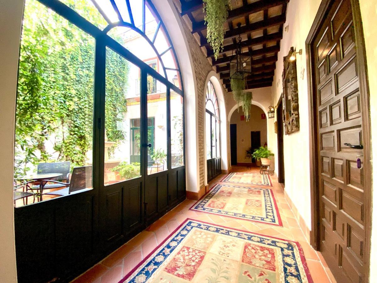 El Rincon De Las Descalzas Carmona  Bagian luar foto